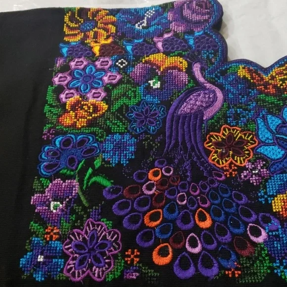 Beautiful Authentic Hand Made Embroidered Blouse - Picture 2 of 3